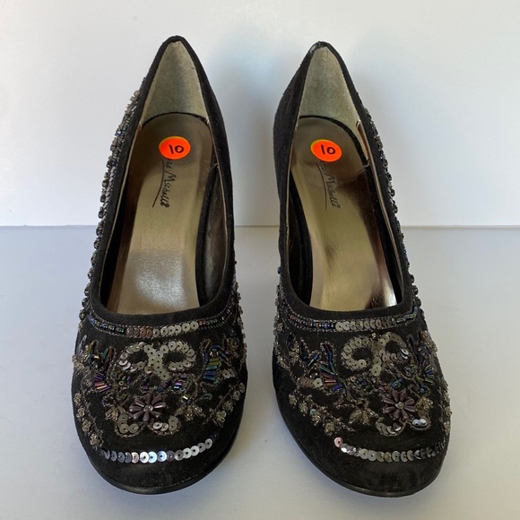 🍒 Boho Black Suede Heels!!! - Picture 4 of 11